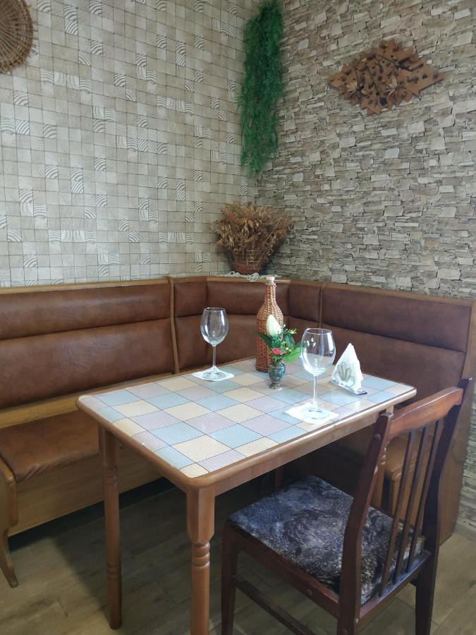Апартаменти В Новому Будинку В Самому Центрi Khmelʼnytsʼkyy Exterior foto
